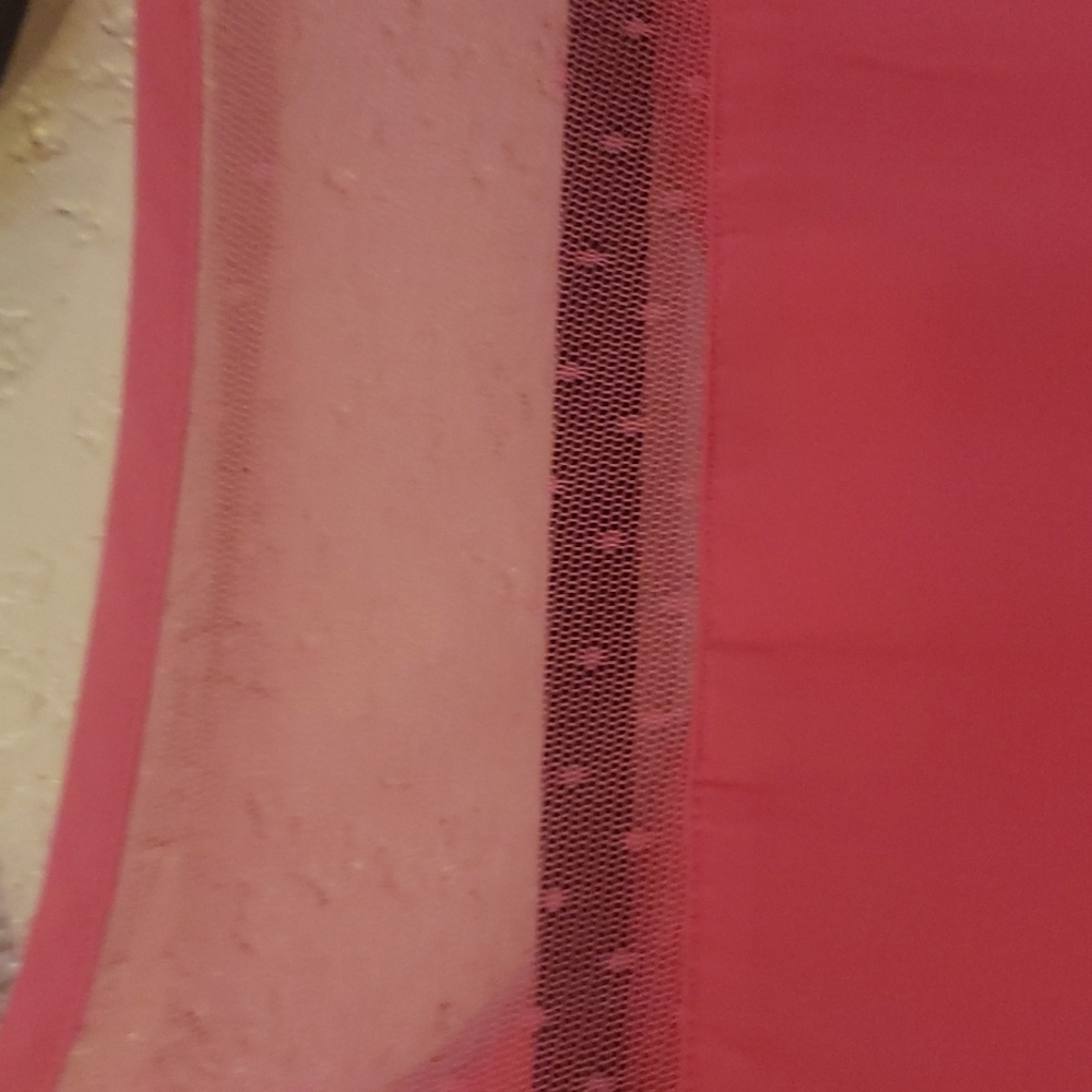 Top - Picture 3 of 3